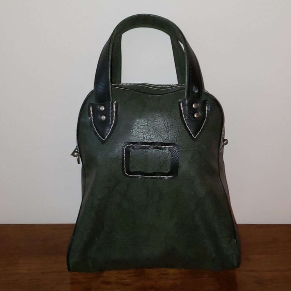 Wilson brand vintage sports accessories bag